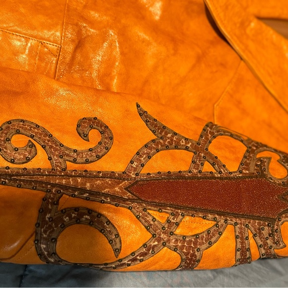RARE VINTAGE, Stingray Leather & Cross; excellent condition, rarely worn;caramel - Picture 7 of 7